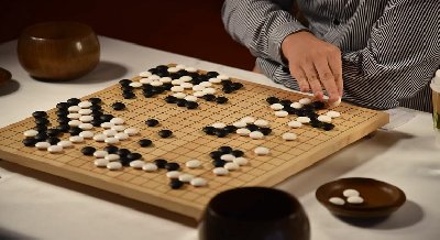 Заседание клуба любителей игры Го