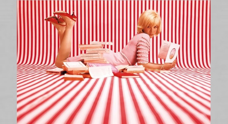 Книжная выставка «Знаменитые кутюрье Франции» Книжная выставка «Знаменитые кутюрье Франции»