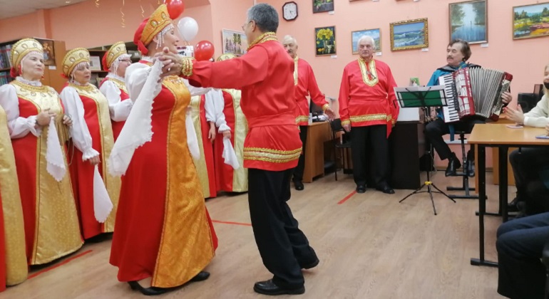 Дружеские встречи