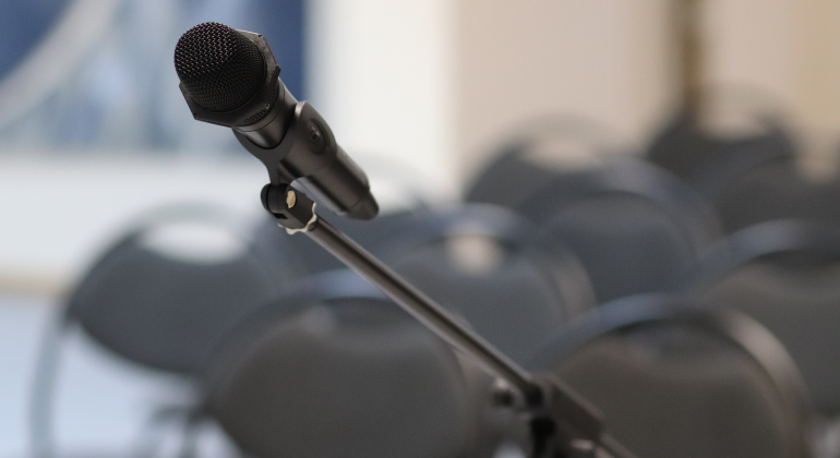 Литературно-музыкальная композиция «Мир начинается с защитника»