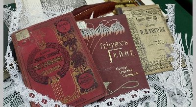 Книжная выставка «На поприще семейного чтения: к 180-летию со дня рождения русского книгоиздателя Адольфа Федоровича Маркса»