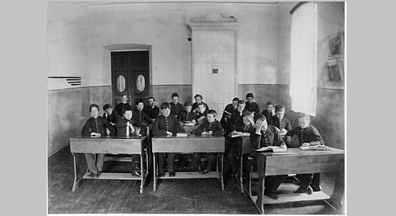 Лекция «История учебной литературы: досоветский период» Лекция «История учебной литературы: досоветский период»