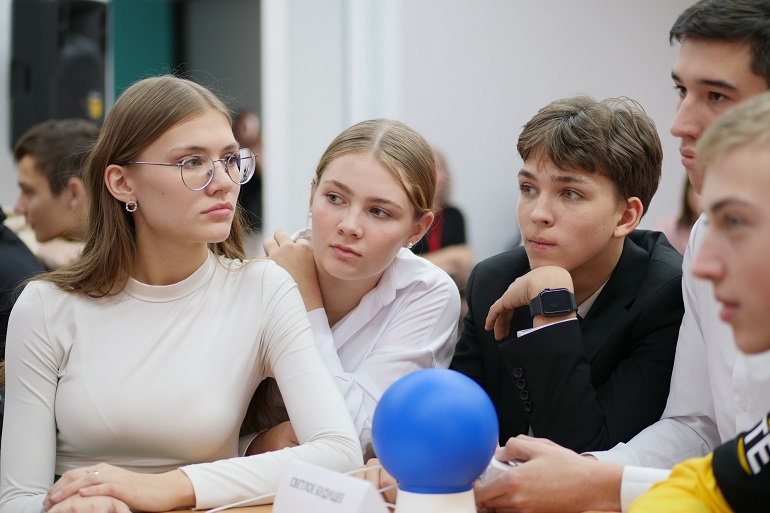 Битва интеллектов в Центральной городской библиотеке им. Н. С. Клестова-Ангарского г. Усть-Илимска