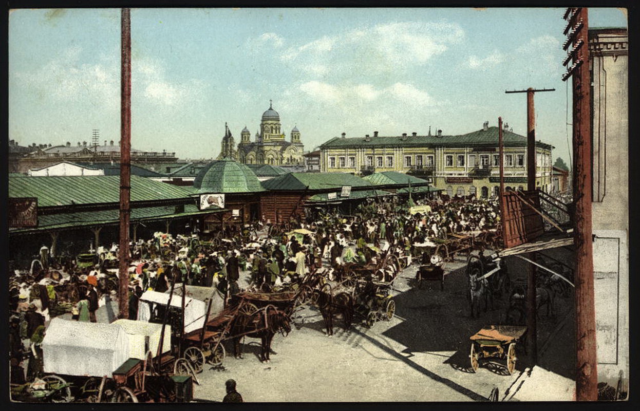 Irkutskoe zhenskoe uchilishche_Melochnyj bazar 2.jpg